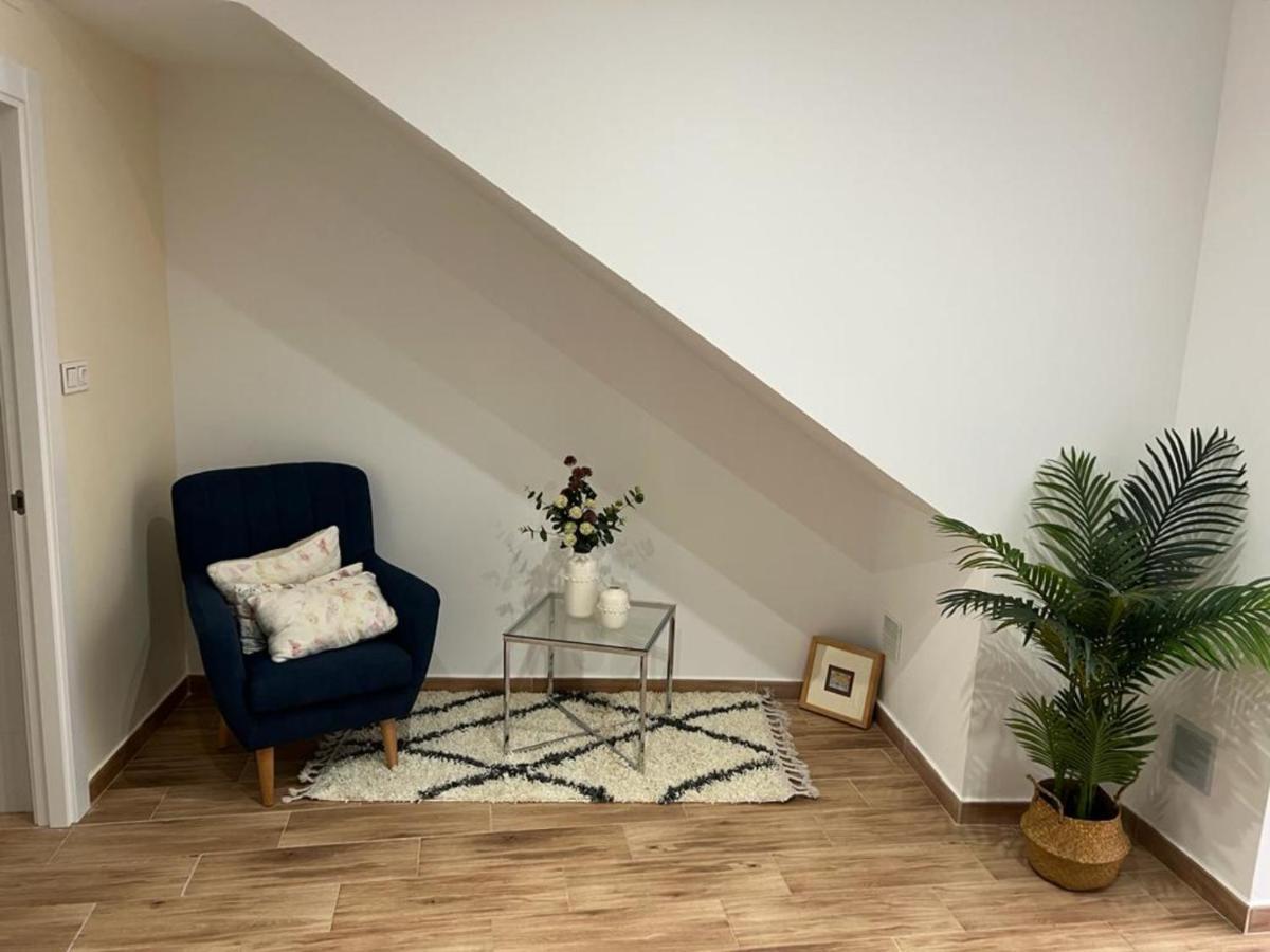 Agradable Casa Familiar En Pliego. Apartment Luaran gambar